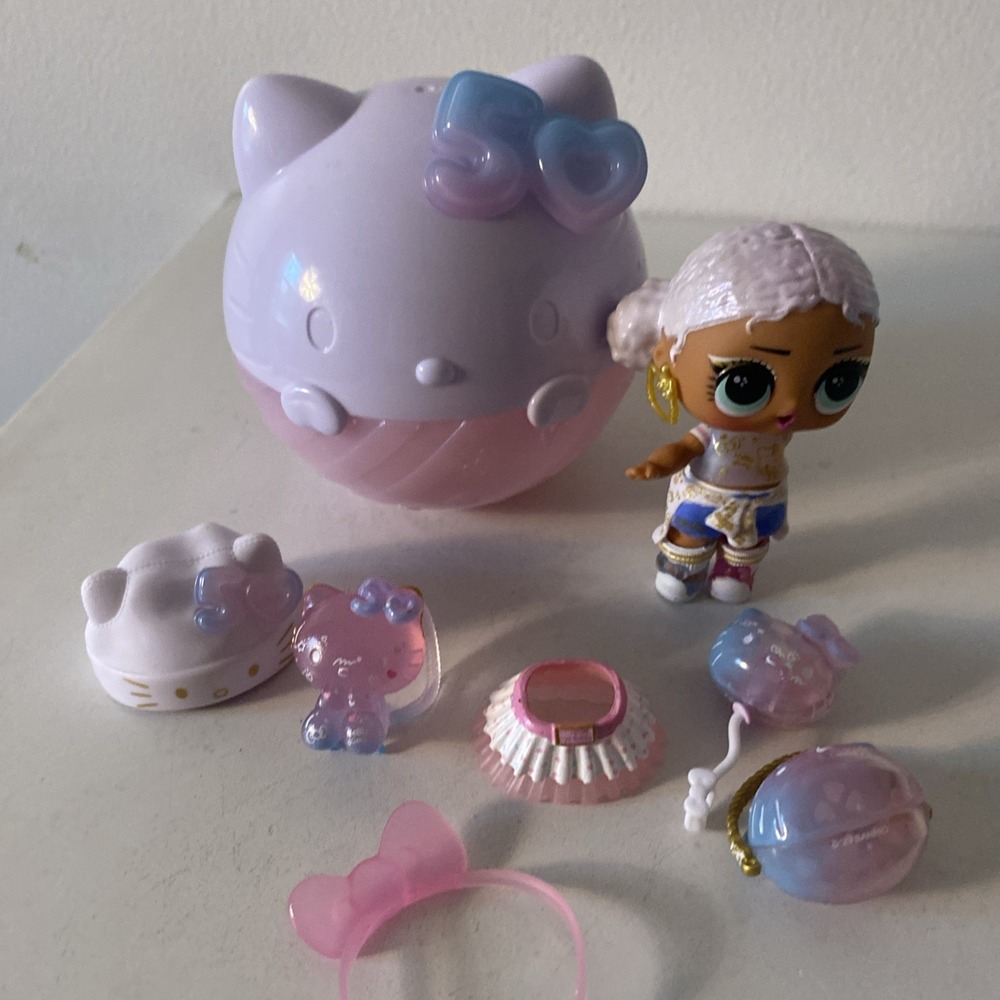 Crystal Cutie LOL Surprise Doll Hello Kitty 50th Anniversary LIMITED EDITION